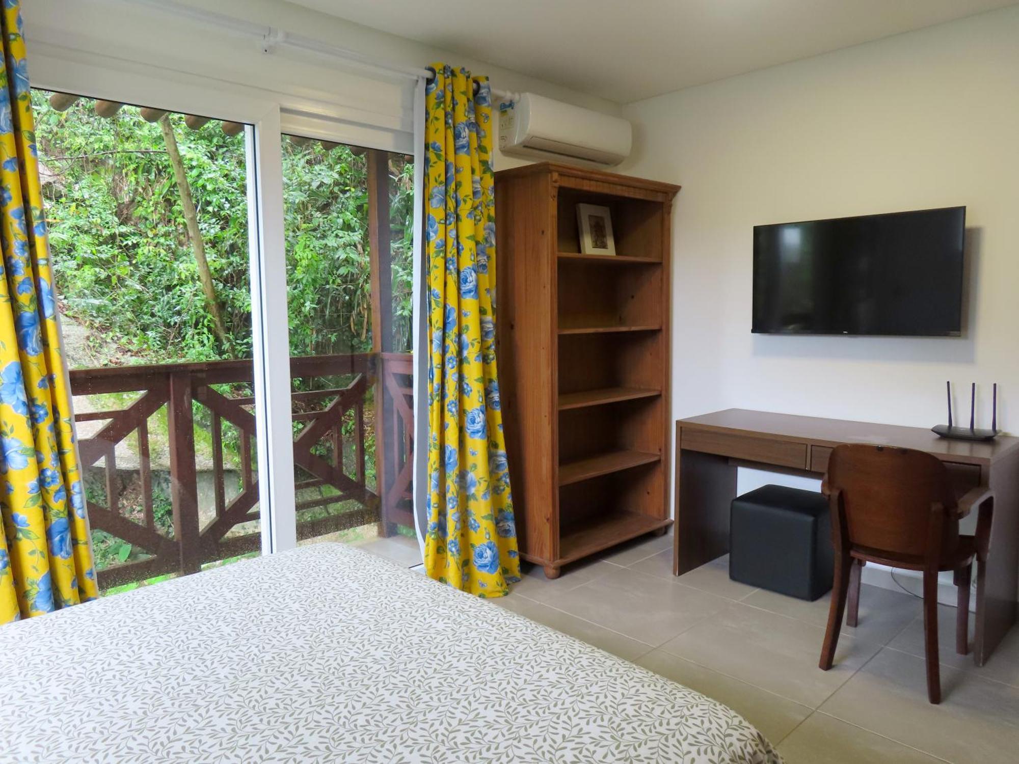 Patio Floriparadise Apartment ฟลอเรียนอโปลิส ภายนอก รูปภาพ